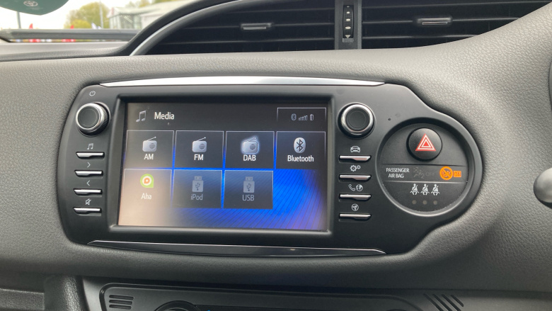 Toyota Yaris 1.5 Hybrid Icon Tech 5dr CVT Hybrid Hatchback